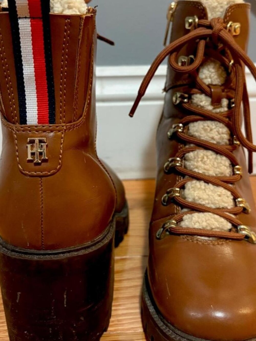 Tommy Hilfiger brown leather lace-up boots with shearling lining